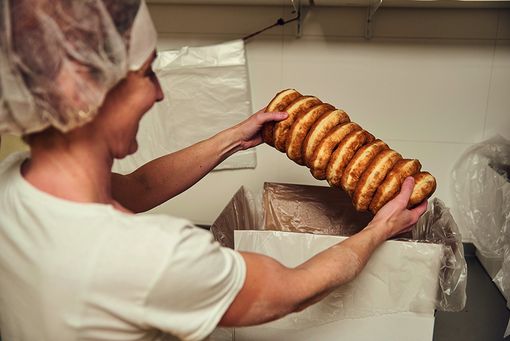 ©Hans Schubert Bauernkrapfen verpacken