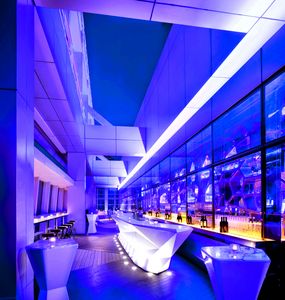 Bar im Ozone